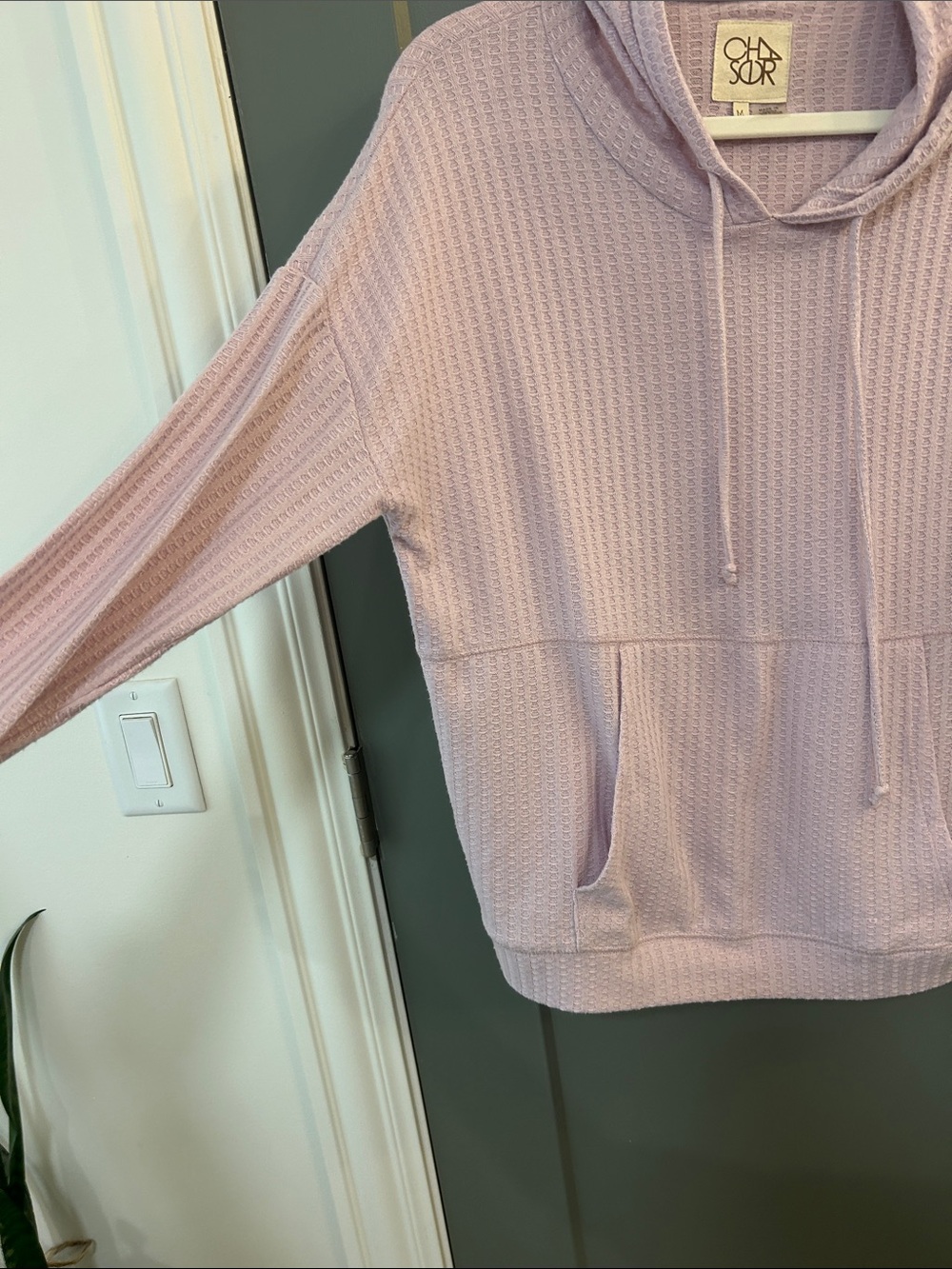 Chaser Lavender Waffle-Knit Hoodie with Kangaroo Pocket stitch fix size medium - Picture 3 of 3
